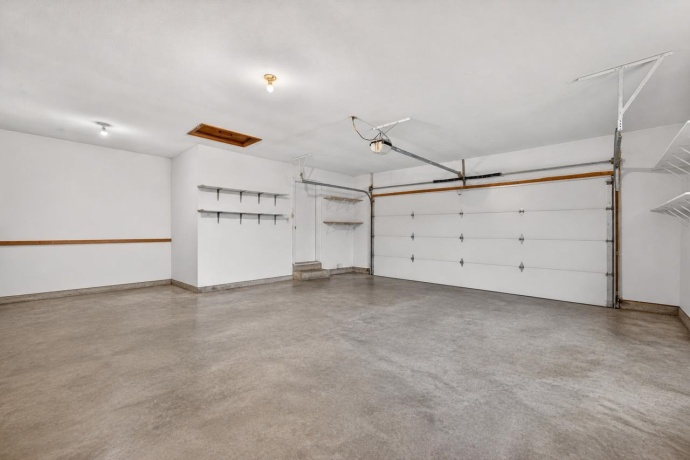 3052 Breezeway, ROCKFORD, Illinois 61109, 3 Bedrooms Bedrooms, ,2 BathroomsBathrooms,House,For Sale,Breezeway,202602537