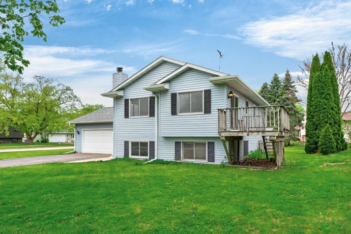 3052 Breezeway, ROCKFORD, Illinois 61109, 3 Bedrooms Bedrooms, ,2 BathroomsBathrooms,House,For Sale,Breezeway,202602537