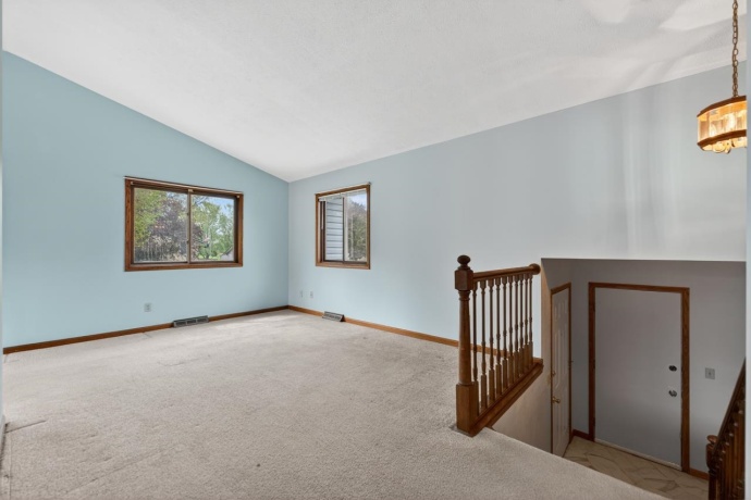 3052 Breezeway, ROCKFORD, Illinois 61109, 3 Bedrooms Bedrooms, ,2 BathroomsBathrooms,House,For Sale,Breezeway,202602537