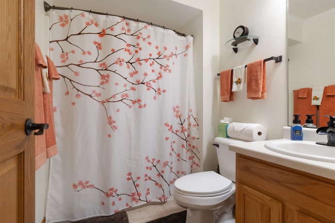7576 Deer Track, ROCKFORD, Illinois 61102, 4 Bedrooms Bedrooms, ,3 BathroomsBathrooms,House,For Sale,Deer Track,202602538