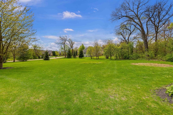 7576 Deer Track, ROCKFORD, Illinois 61102, 4 Bedrooms Bedrooms, ,3 BathroomsBathrooms,House,For Sale,Deer Track,202602538