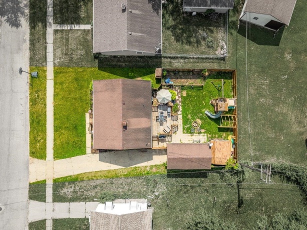 1270 Staver, FREEPORT, Illinois 61032, 3 Bedrooms Bedrooms, ,1 BathroomBathrooms,House,For Sale,Staver,202602539