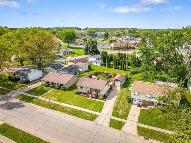 1270 Staver, FREEPORT, Illinois 61032, 3 Bedrooms Bedrooms, ,1 BathroomBathrooms,House,For Sale,Staver,202602539