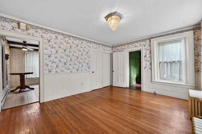 401 Lincoln, BELVIDERE, Illinois 61008, 3 Bedrooms Bedrooms, ,3 BathroomsBathrooms,House,For Sale,Lincoln,202602540
