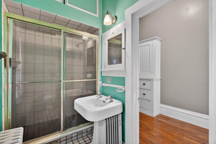 401 Lincoln, BELVIDERE, Illinois 61008, 3 Bedrooms Bedrooms, ,3 BathroomsBathrooms,House,For Sale,Lincoln,202602540