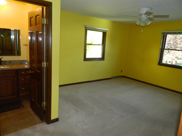 5933 CREEKSIDE, ROCKFORD, Illinois 61114, 4 Bedrooms Bedrooms, ,2 BathroomsBathrooms,House,For Sale,CREEKSIDE,202602542