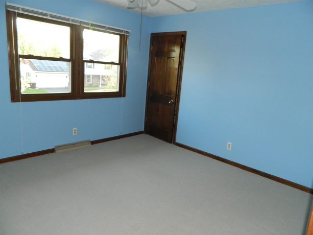 5933 CREEKSIDE, ROCKFORD, Illinois 61114, 4 Bedrooms Bedrooms, ,2 BathroomsBathrooms,House,For Sale,CREEKSIDE,202602542