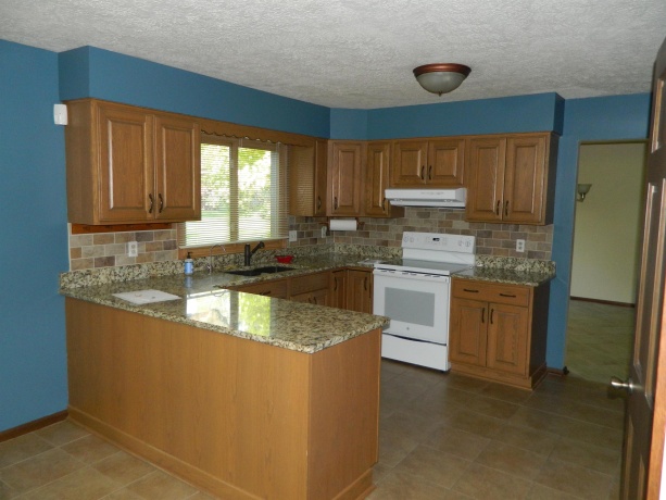 5933 CREEKSIDE, ROCKFORD, Illinois 61114, 4 Bedrooms Bedrooms, ,2 BathroomsBathrooms,House,For Sale,CREEKSIDE,202602542