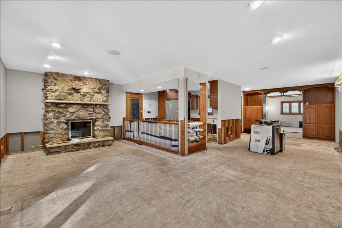 6471 MYRTLE, ROCKFORD, Illinois 61108, 3 Bedrooms Bedrooms, ,3 BathroomsBathrooms,House,For Sale,MYRTLE,202602543