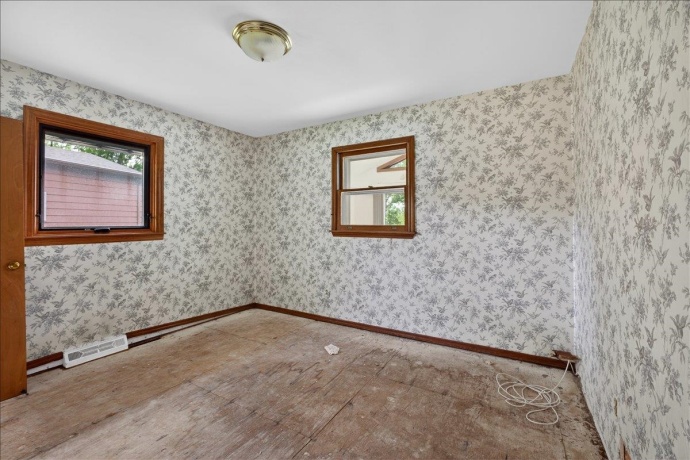 6471 MYRTLE, ROCKFORD, Illinois 61108, 3 Bedrooms Bedrooms, ,3 BathroomsBathrooms,House,For Sale,MYRTLE,202602543