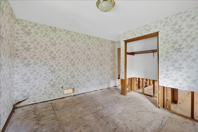 6471 MYRTLE, ROCKFORD, Illinois 61108, 3 Bedrooms Bedrooms, ,3 BathroomsBathrooms,House,For Sale,MYRTLE,202602543