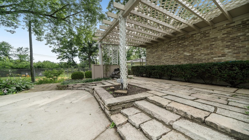 6471 MYRTLE, ROCKFORD, Illinois 61108, 3 Bedrooms Bedrooms, ,3 BathroomsBathrooms,House,For Sale,MYRTLE,202602543