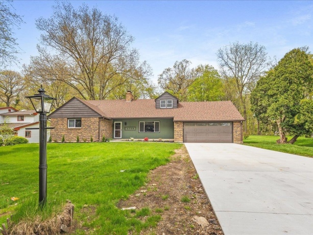4708 Edgewood Hills, ROCKFORD, Illinois 61108, 3 Bedrooms Bedrooms, ,2 BathroomsBathrooms,House,For Sale,Edgewood Hills,202602544