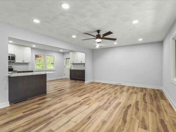 4708 Edgewood Hills, ROCKFORD, Illinois 61108, 3 Bedrooms Bedrooms, ,2 BathroomsBathrooms,House,For Sale,Edgewood Hills,202602544