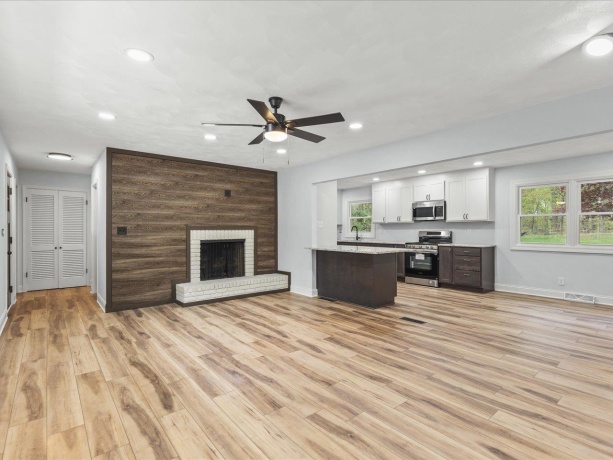 4708 Edgewood Hills, ROCKFORD, Illinois 61108, 3 Bedrooms Bedrooms, ,2 BathroomsBathrooms,House,For Sale,Edgewood Hills,202602544