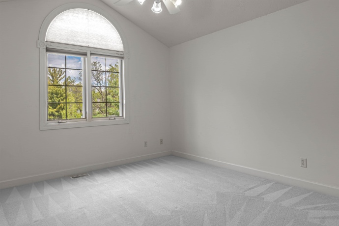 5335 Parliament, ROCKFORD, Illinois 61107, 4 Bedrooms Bedrooms, ,3 BathroomsBathrooms,House,For Sale,Parliament,202602545