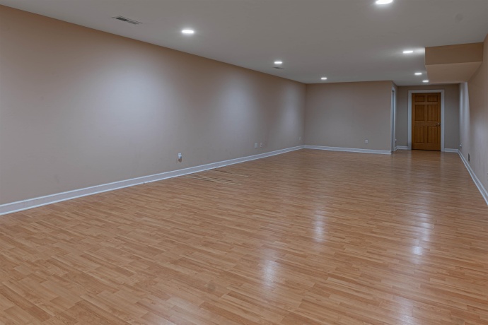 5335 Parliament, ROCKFORD, Illinois 61107, 4 Bedrooms Bedrooms, ,3 BathroomsBathrooms,House,For Sale,Parliament,202602545