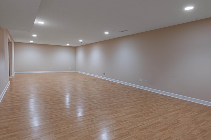 5335 Parliament, ROCKFORD, Illinois 61107, 4 Bedrooms Bedrooms, ,3 BathroomsBathrooms,House,For Sale,Parliament,202602545