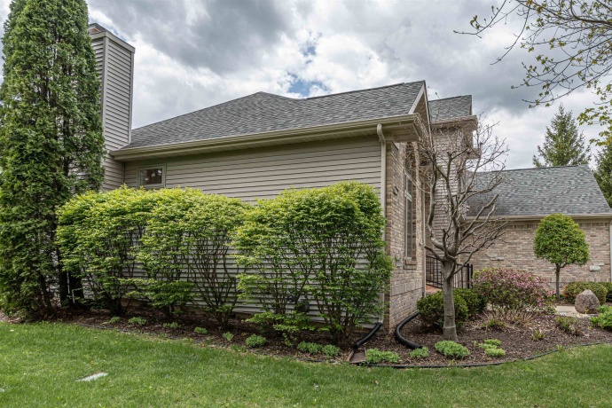 5335 Parliament, ROCKFORD, Illinois 61107, 4 Bedrooms Bedrooms, ,3 BathroomsBathrooms,House,For Sale,Parliament,202602545
