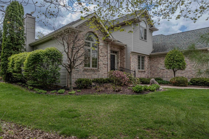 5335 Parliament, ROCKFORD, Illinois 61107, 4 Bedrooms Bedrooms, ,3 BathroomsBathrooms,House,For Sale,Parliament,202602545
