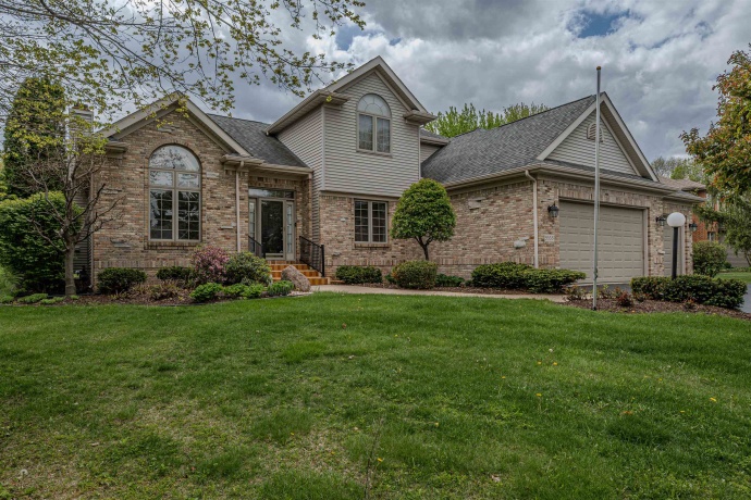 5335 Parliament, ROCKFORD, Illinois 61107, 4 Bedrooms Bedrooms, ,3 BathroomsBathrooms,House,For Sale,Parliament,202602545