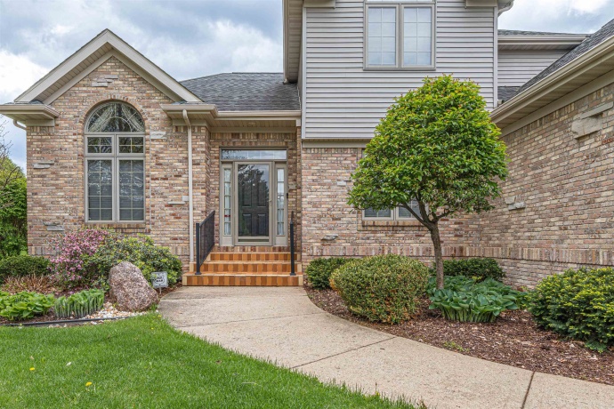 5335 Parliament, ROCKFORD, Illinois 61107, 4 Bedrooms Bedrooms, ,3 BathroomsBathrooms,House,For Sale,Parliament,202602545