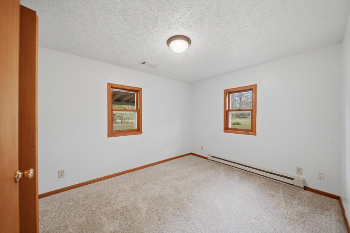 4924 Wendorf, MONROE CENTER, Illinois 61052, 3 Bedrooms Bedrooms, ,1 BathroomBathrooms,House,For Sale,Wendorf,202602549