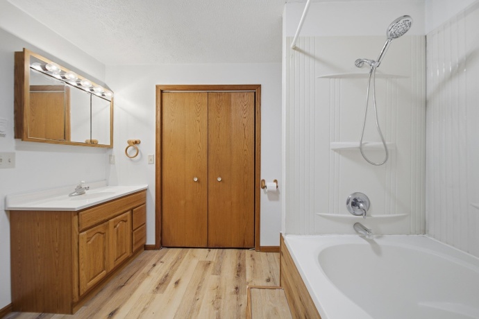 4924 Wendorf, MONROE CENTER, Illinois 61052, 3 Bedrooms Bedrooms, ,1 BathroomBathrooms,House,For Sale,Wendorf,202602549