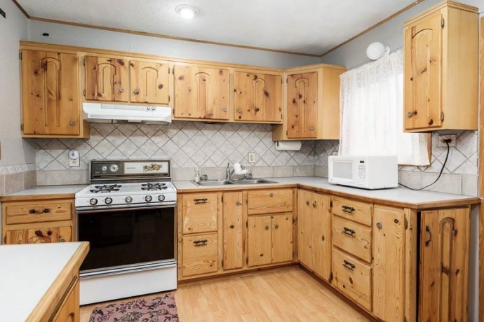 1126 COLUMBIA, BELVIDERE, Illinois 61008, 4 Bedrooms Bedrooms, ,2 BathroomsBathrooms,House,For Sale,COLUMBIA,202602550