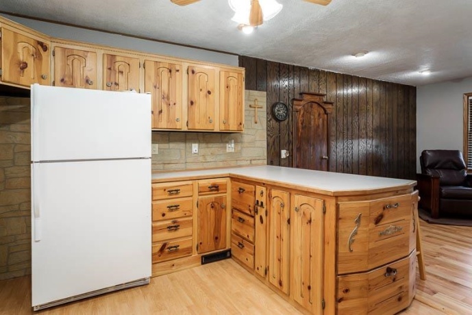 1126 COLUMBIA, BELVIDERE, Illinois 61008, 4 Bedrooms Bedrooms, ,2 BathroomsBathrooms,House,For Sale,COLUMBIA,202602550