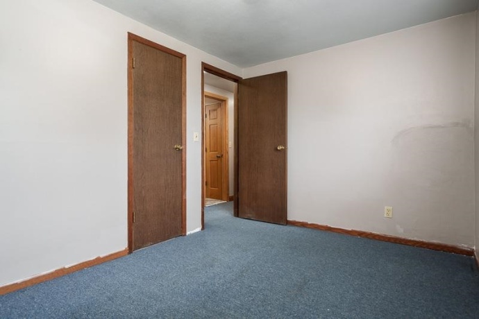 1126 COLUMBIA, BELVIDERE, Illinois 61008, 4 Bedrooms Bedrooms, ,2 BathroomsBathrooms,House,For Sale,COLUMBIA,202602550