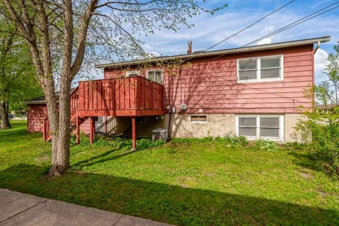 1126 COLUMBIA, BELVIDERE, Illinois 61008, 4 Bedrooms Bedrooms, ,2 BathroomsBathrooms,House,For Sale,COLUMBIA,202602550