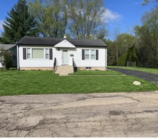 550 Waddell, FREEPORT, Illinois 61032, 2 Bedrooms Bedrooms, ,1 BathroomBathrooms,House,For Sale,Waddell,202602551