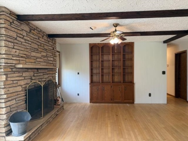 1041 Donna, BELVIDERE, Illinois 61008, 3 Bedrooms Bedrooms, ,2 BathroomsBathrooms,House,For Sale,Donna,202602554