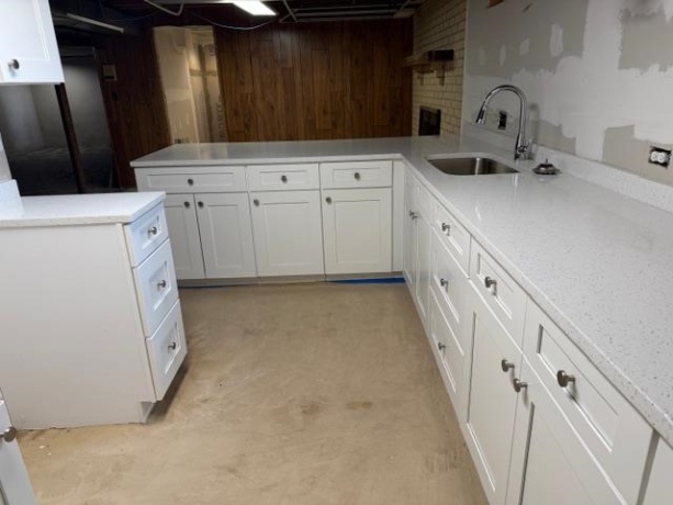 1041 Donna, BELVIDERE, Illinois 61008, 3 Bedrooms Bedrooms, ,2 BathroomsBathrooms,House,For Sale,Donna,202602554