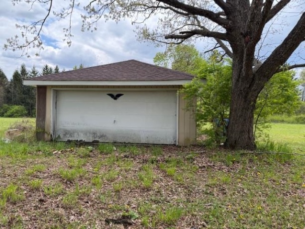 1041 Donna, BELVIDERE, Illinois 61008, 3 Bedrooms Bedrooms, ,2 BathroomsBathrooms,House,For Sale,Donna,202602554