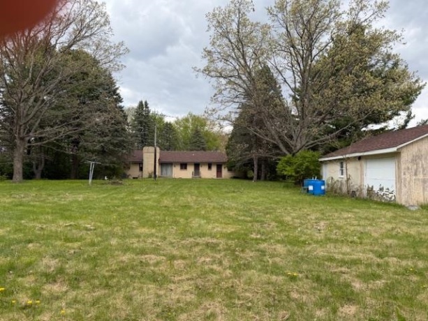 1041 Donna, BELVIDERE, Illinois 61008, 3 Bedrooms Bedrooms, ,2 BathroomsBathrooms,House,For Sale,Donna,202602554