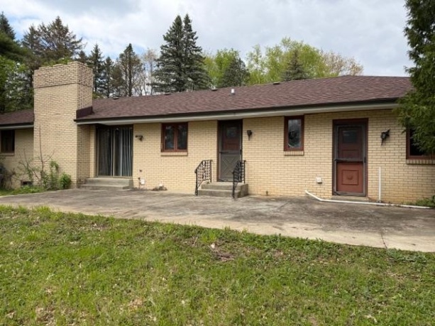 1041 Donna, BELVIDERE, Illinois 61008, 3 Bedrooms Bedrooms, ,2 BathroomsBathrooms,House,For Sale,Donna,202602554