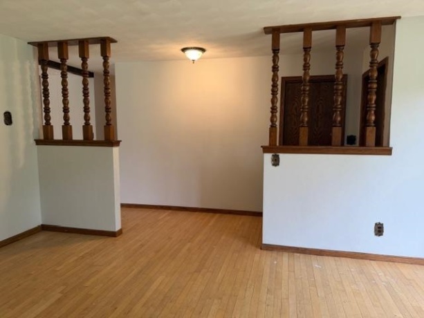 1041 Donna, BELVIDERE, Illinois 61008, 3 Bedrooms Bedrooms, ,2 BathroomsBathrooms,House,For Sale,Donna,202602554