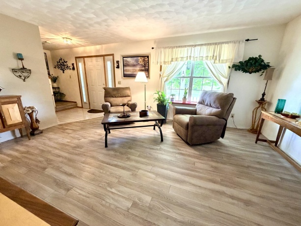 3378 Prairie View, ROCKFORD, Illinois 61107, 3 Bedrooms Bedrooms, ,1 BathroomBathrooms,House,For Sale,Prairie View,202602555