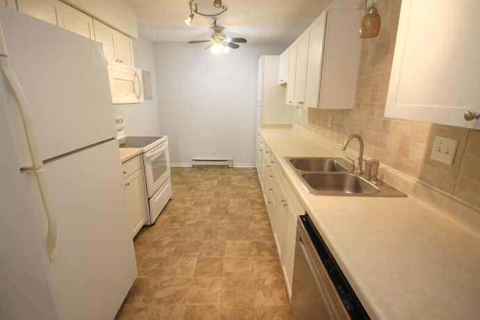 3050 Jacqueline Dr #1, ROCKFORD, Illinois 61109, 3 Bedrooms Bedrooms, ,2 BathroomsBathrooms,Condominium,For Sale,Jacqueline Dr #1,202602553