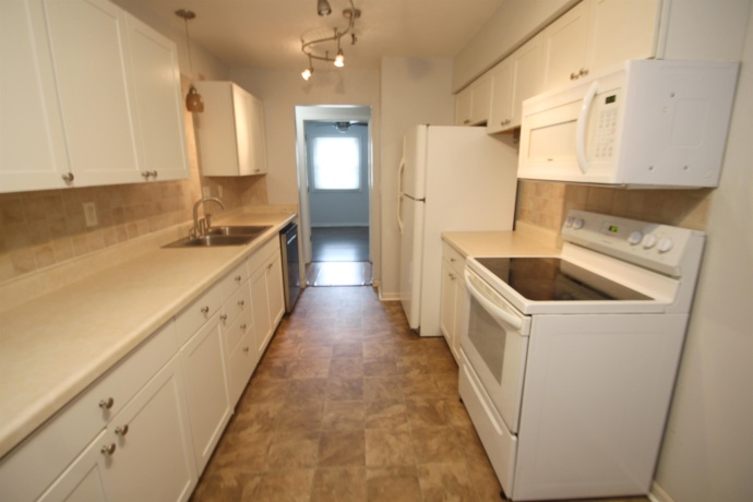3050 Jacqueline Dr #1, ROCKFORD, Illinois 61109, 3 Bedrooms Bedrooms, ,2 BathroomsBathrooms,Condominium,For Sale,Jacqueline Dr #1,202602553
