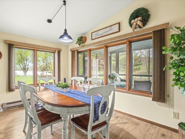 210 Lake Summerset, LAKE SUMMERSET, Illinois 61019, 2 Bedrooms Bedrooms, ,2 BathroomsBathrooms,House,For Sale,Lake Summerset,202602563