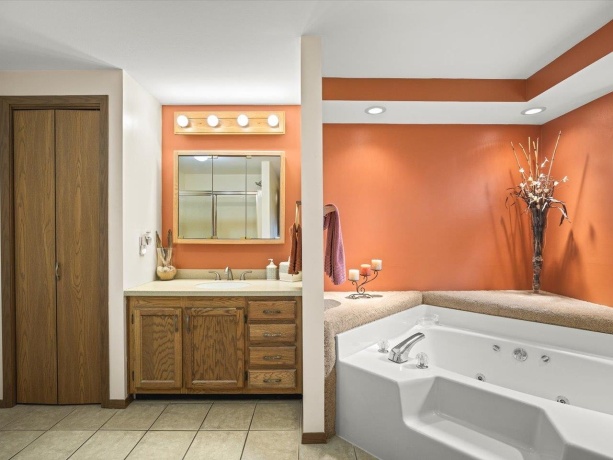 210 Lake Summerset, LAKE SUMMERSET, Illinois 61019, 2 Bedrooms Bedrooms, ,2 BathroomsBathrooms,House,For Sale,Lake Summerset,202602563