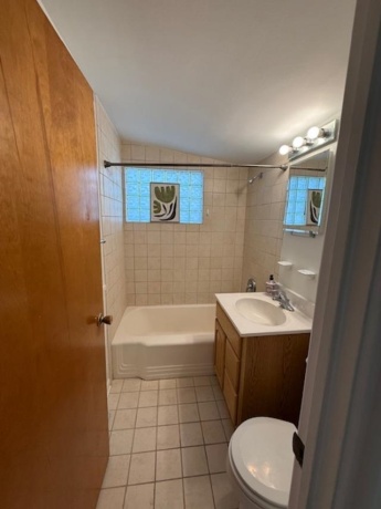 939 Grace, LOMBARD, Illinois 60148, 3 Bedrooms Bedrooms, ,2 BathroomsBathrooms,House,For Sale,Grace,202602023