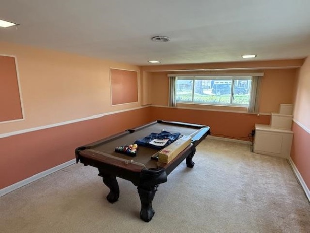 939 Grace, LOMBARD, Illinois 60148, 3 Bedrooms Bedrooms, ,2 BathroomsBathrooms,House,For Sale,Grace,202602023