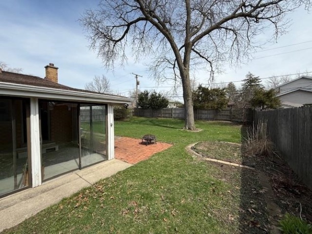 939 Grace, LOMBARD, Illinois 60148, 3 Bedrooms Bedrooms, ,2 BathroomsBathrooms,House,For Sale,Grace,202602023