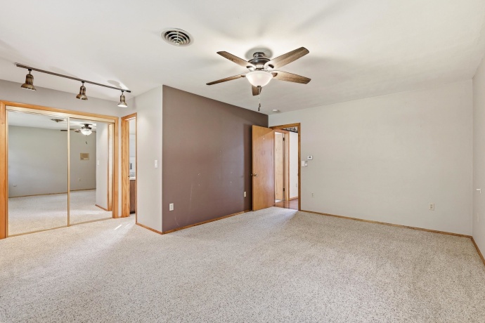 1205 Lincoln, GALENA, Illinois 61036, 3 Bedrooms Bedrooms, ,2 BathroomsBathrooms,House,For Sale,Lincoln,202602565