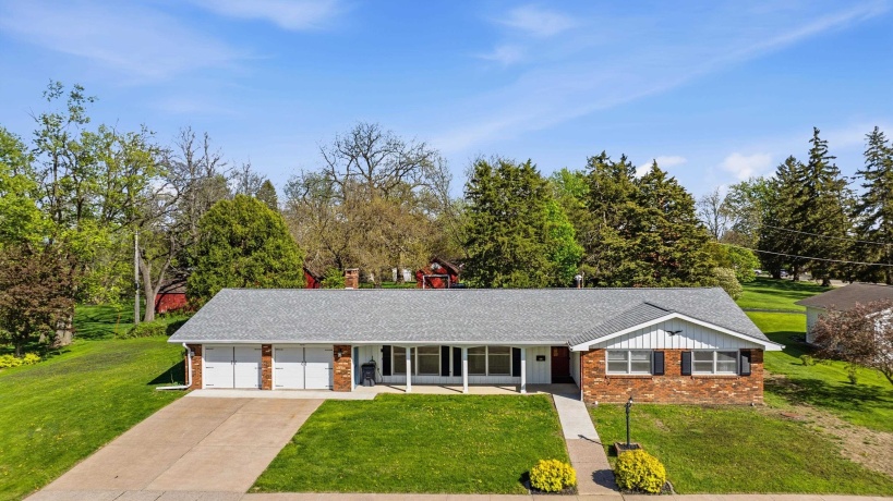 1205 Lincoln, GALENA, Illinois 61036, 3 Bedrooms Bedrooms, ,2 BathroomsBathrooms,House,For Sale,Lincoln,202602565