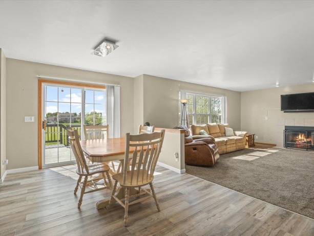 7238 Price, MACHESNEY PARK, Illinois 61115, 3 Bedrooms Bedrooms, ,2 BathroomsBathrooms,House,For Sale,Price,202602569